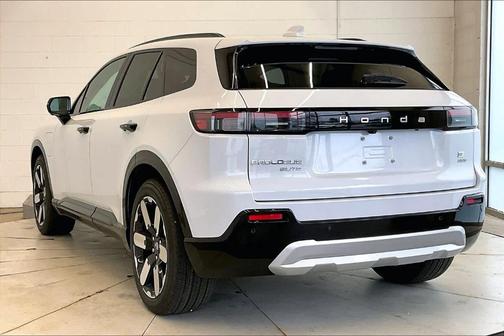 White Pearl 2026 Honda Prologue Elite