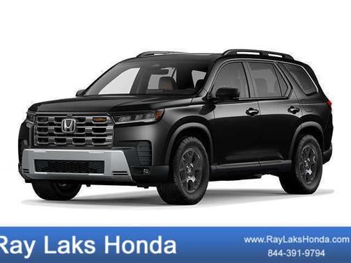 Crystal Black Pearl 2026 Honda Pilot TrailSport