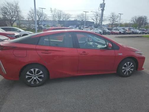 2021 Toyota Prius Prime LE