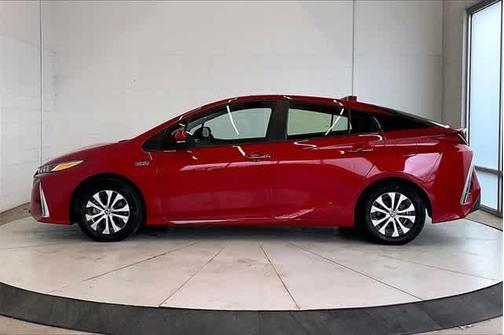 2021 Toyota Prius Prime LE