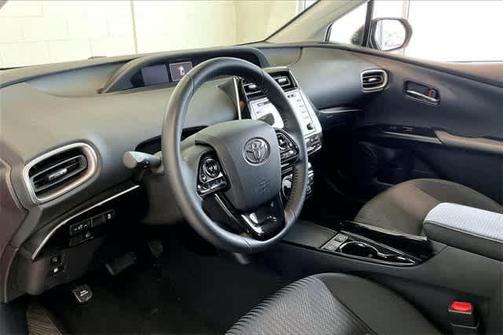 2021 Toyota Prius Prime LE
