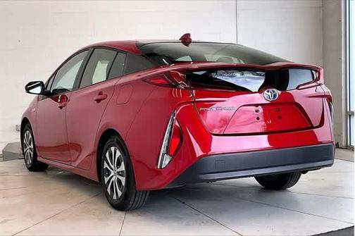 2021 Toyota Prius Prime LE