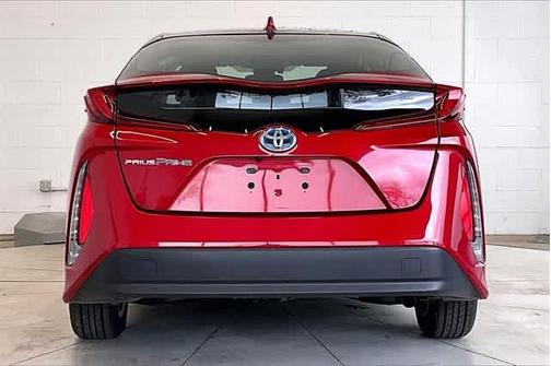 2021 Toyota Prius Prime LE
