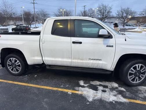2019 Toyota Tundra SR5