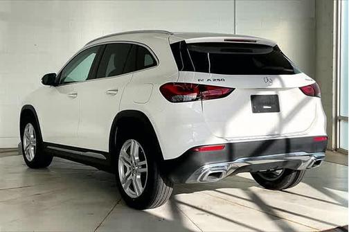 2022 Mercedes-Benz GLA 250 Base 4MATIC