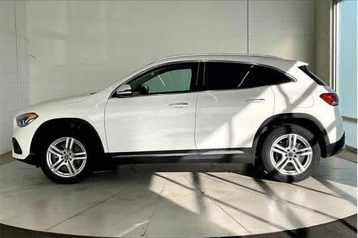 2022 Mercedes-Benz GLA 250 Base 4MATIC