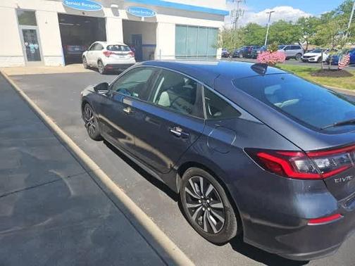 2022 Honda Civic EX-L