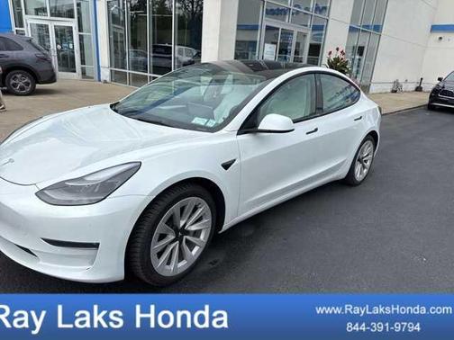 2022 Tesla Model 3 Long Range
