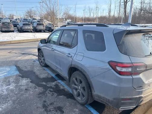 2024 Honda Pilot Sport