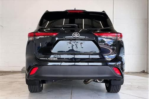 2020 Toyota Highlander L