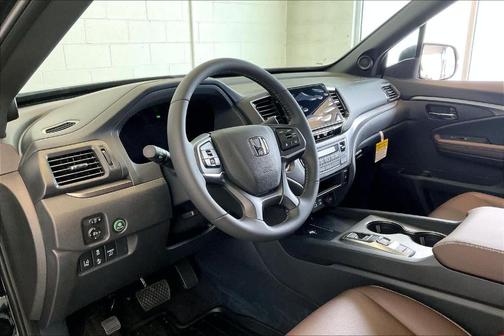 Crystal Black Pearl 2026 Honda Ridgeline RTL