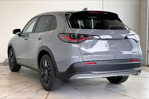 Urban Gray Pearl 2027 Honda HR-V Sport