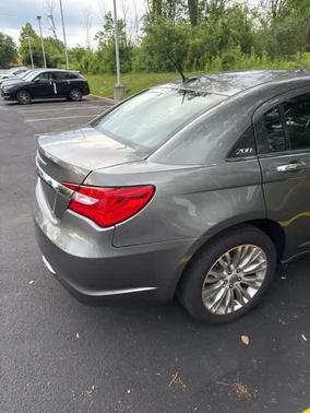 2012 Chrysler 200 Limited