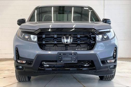 Sonic Gray Pearl 2026 Honda Ridgeline Black Edition