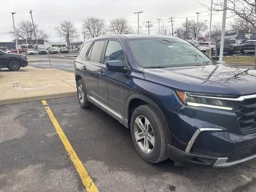 2023 Honda Pilot EX-L 7-Passenger