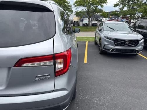 2019 Honda Pilot Touring 7-Passenger