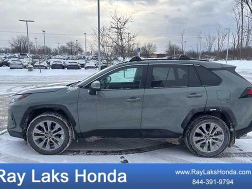 2023 Toyota RAV4 XLE Premium