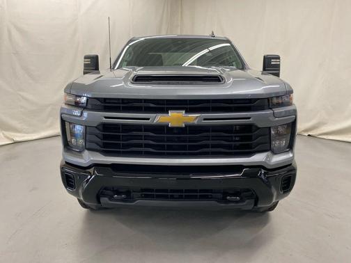 2025 Chevrolet Silverado 2500 Custom