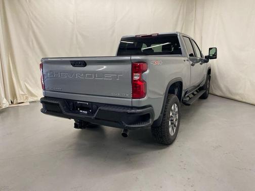 2025 Chevrolet Silverado 2500 Custom