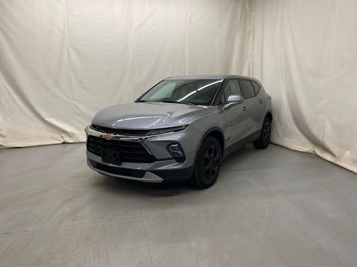 Sterling Gray Metallic 2025 Chevrolet Blazer 2LT