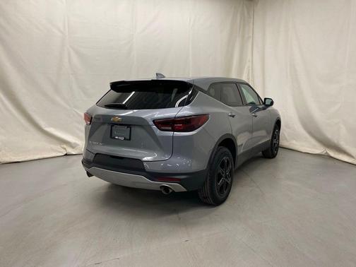 Sterling Gray Metallic 2025 Chevrolet Blazer 2LT