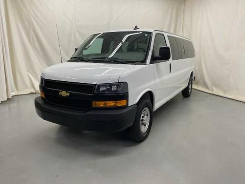 2022 Chevrolet Express 3500 RWD 3500 Extended Wheelbase LS