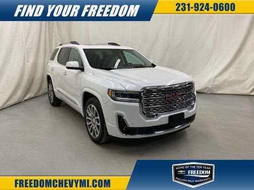 2023 GMC Acadia Denali