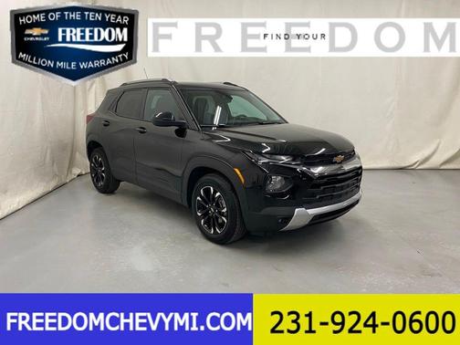 Mosaic Black Metallic 2023 Chevrolet Trailblazer LT