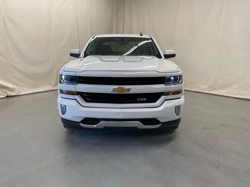Summit White 2017 Chevrolet Silverado 1500 2LT