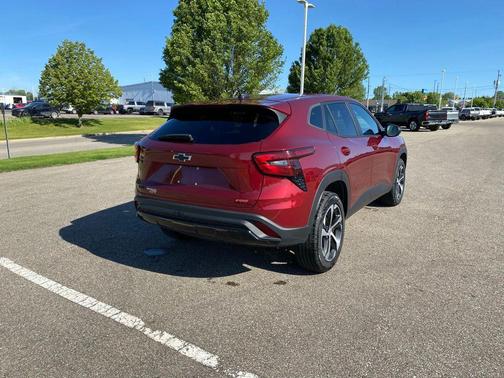 Crimson Metallic 2024 Chevrolet Trax FWD 1RS