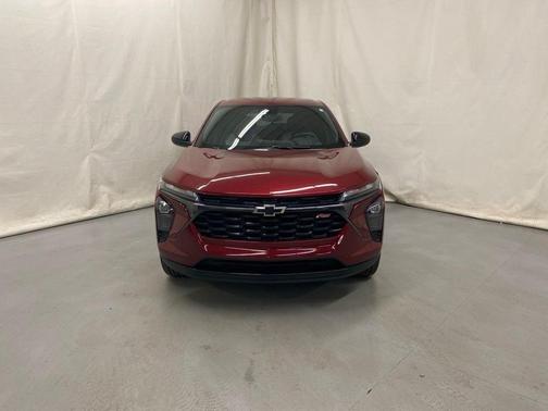 Crimson Metallic 2024 Chevrolet Trax FWD 1RS