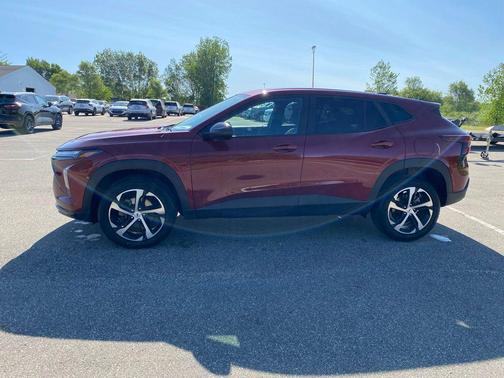 Crimson Metallic 2024 Chevrolet Trax FWD 1RS
