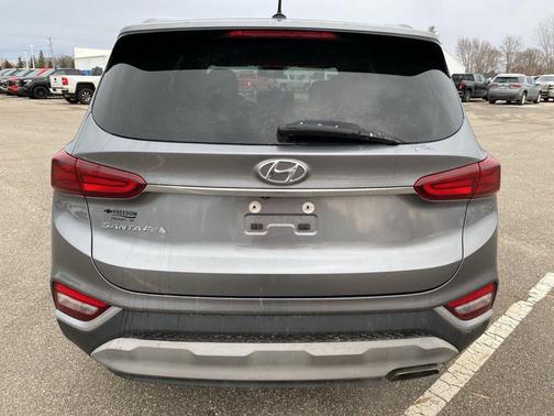 2019 Hyundai SANTA FE SE 2.4