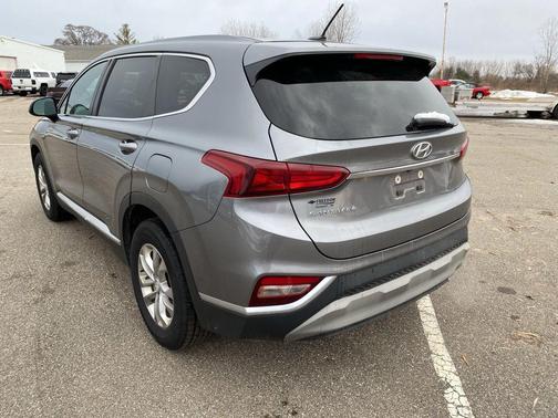 2019 Hyundai SANTA FE SE 2.4