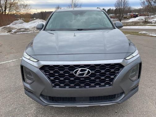 2019 Hyundai SANTA FE SE 2.4
