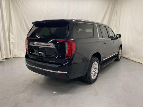 Onyx Black 2024 GMC Yukon XL SLT