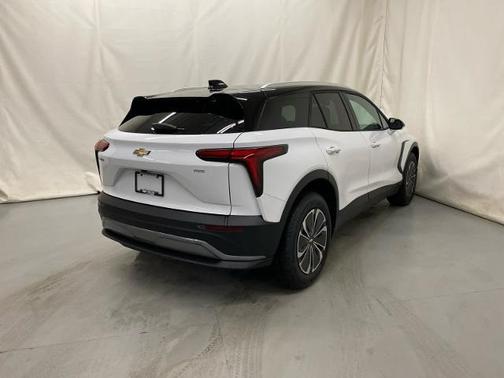2025 Chevrolet Blazer EV eAWD LT