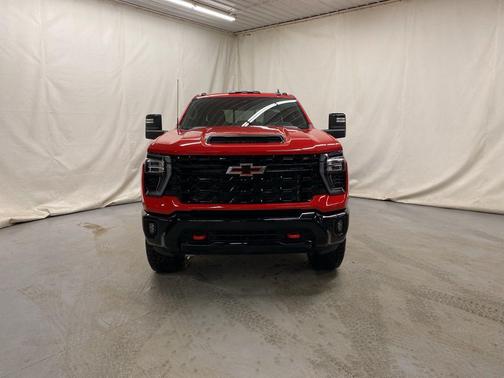 2026 Chevrolet Silverado 2500 Crew Cab, Standard Bed, XR2, 4WD