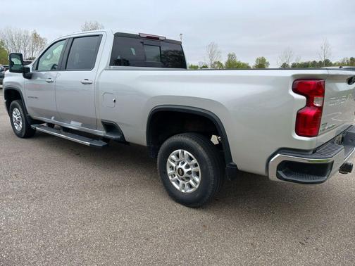 Silver Ice Metallic 2022 Chevrolet Silverado 2500 LT