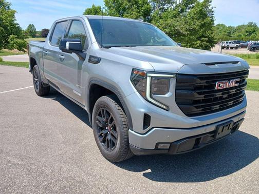 Silver Ice Metallic 2024 GMC Sierra 1500 Elevation