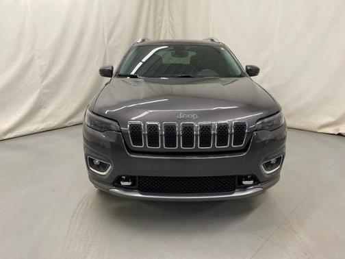 2019 Jeep Cherokee Overland