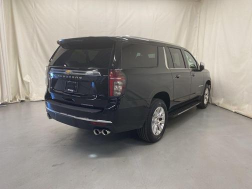 2024 Chevrolet Suburban Premier