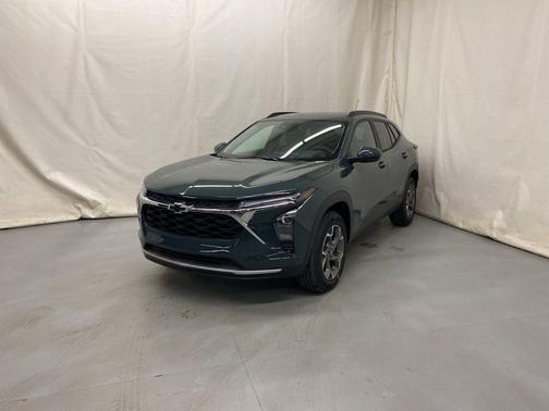 Cypress Gray 2026 Chevrolet Trax LT
