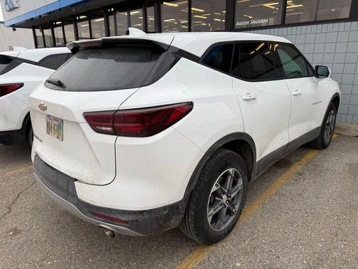 Summit White 2025 Chevrolet Blazer 2LT