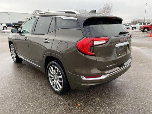 2024 GMC Terrain Denali