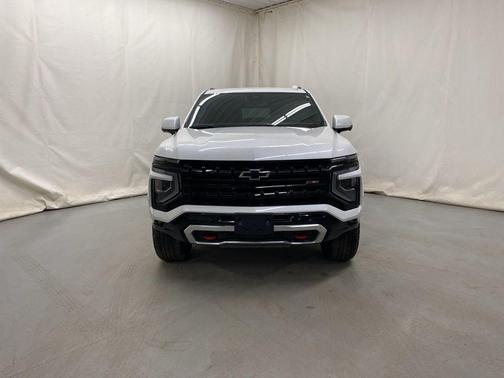 2025 Chevrolet Suburban 4WD Z71