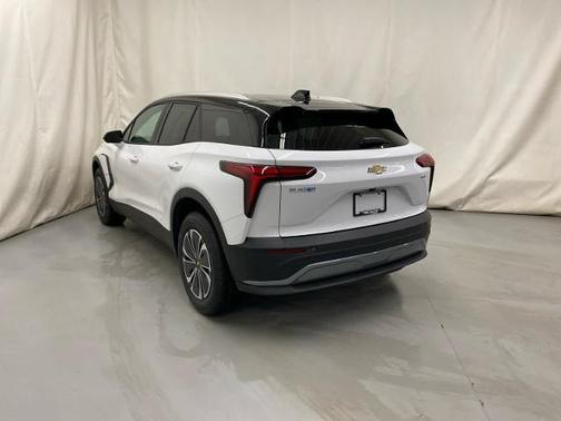 2025 Chevrolet Blazer EV eAWD LT