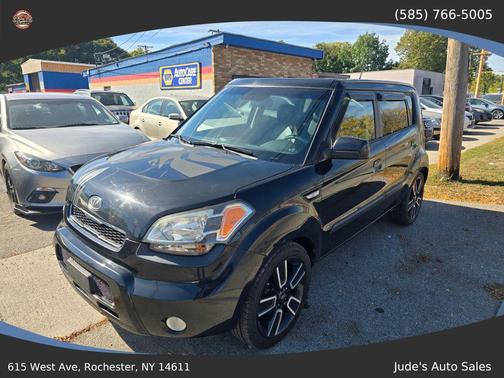 2010 Kia Soul +