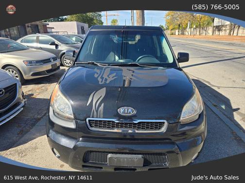 2010 Kia Soul +
