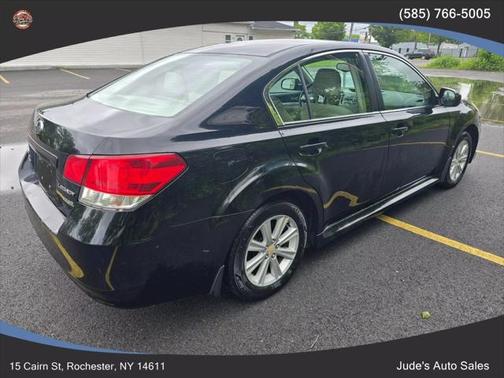 2010 Subaru Legacy Premium